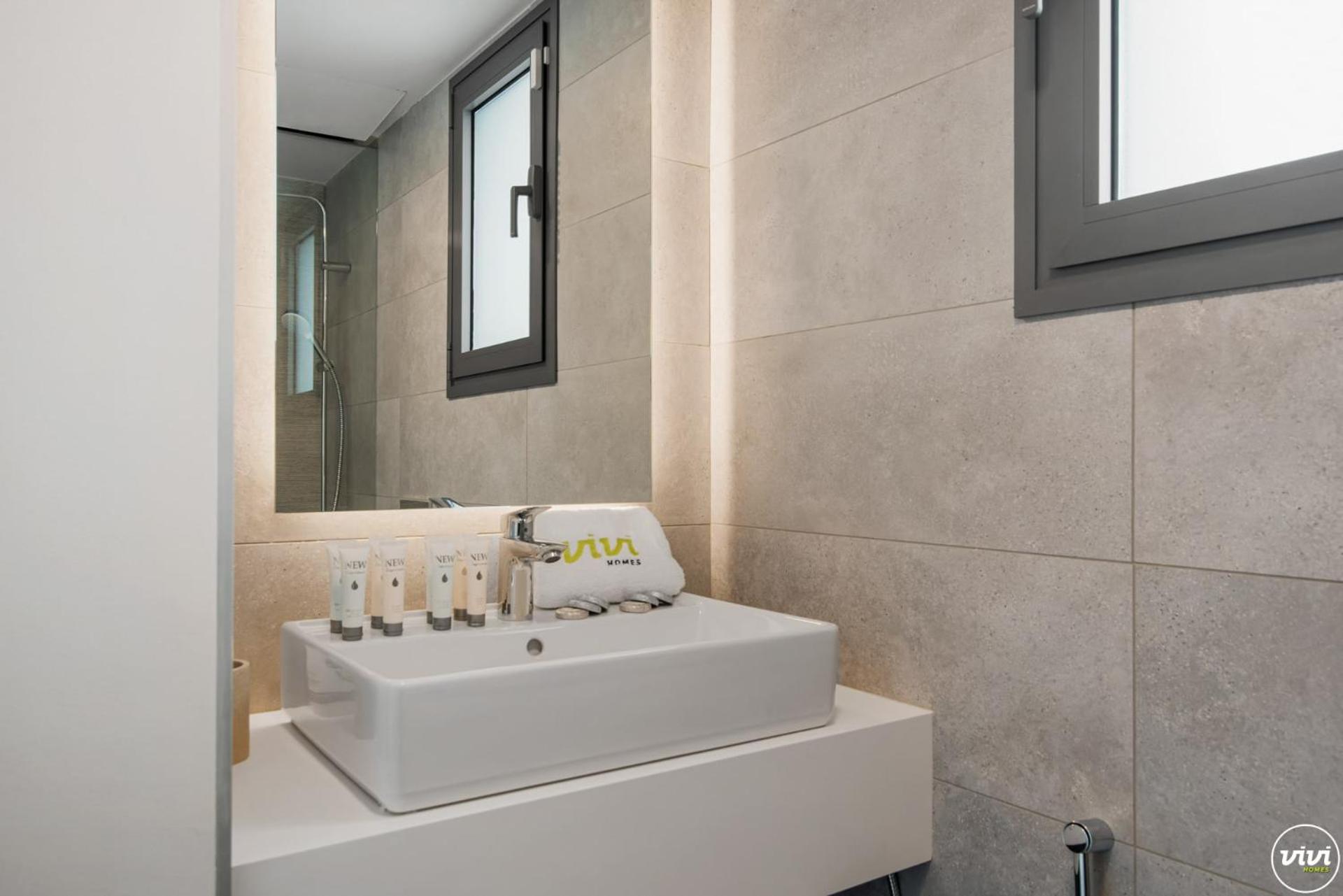 Vivi Homes - Elies House Pool, Gym, Spa & Sea View El Faro Exterior foto